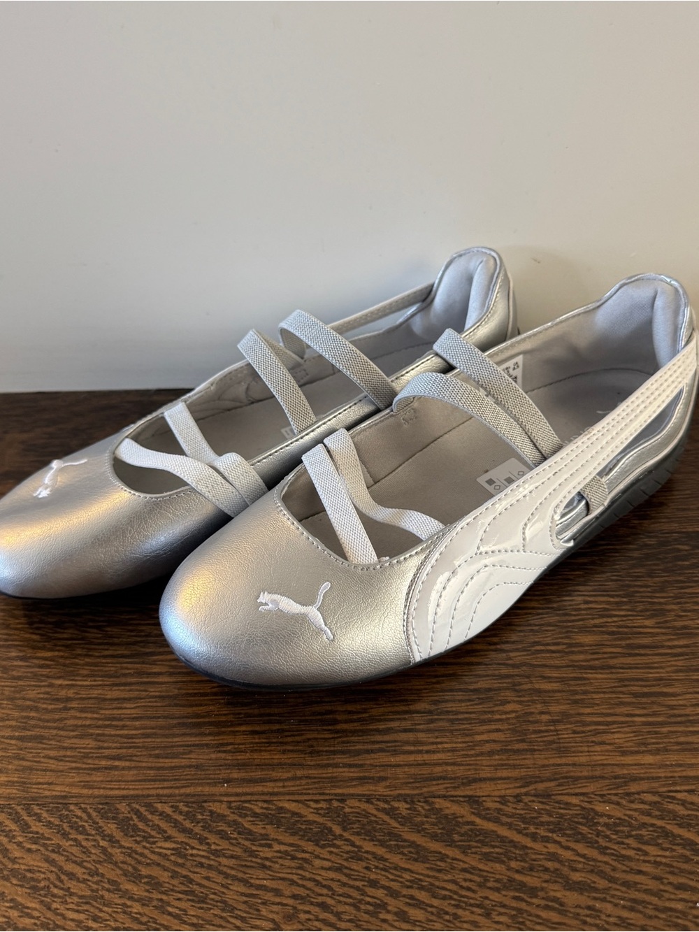 PUMA Speedcat Ballet Metallic sneakers Size 8.5